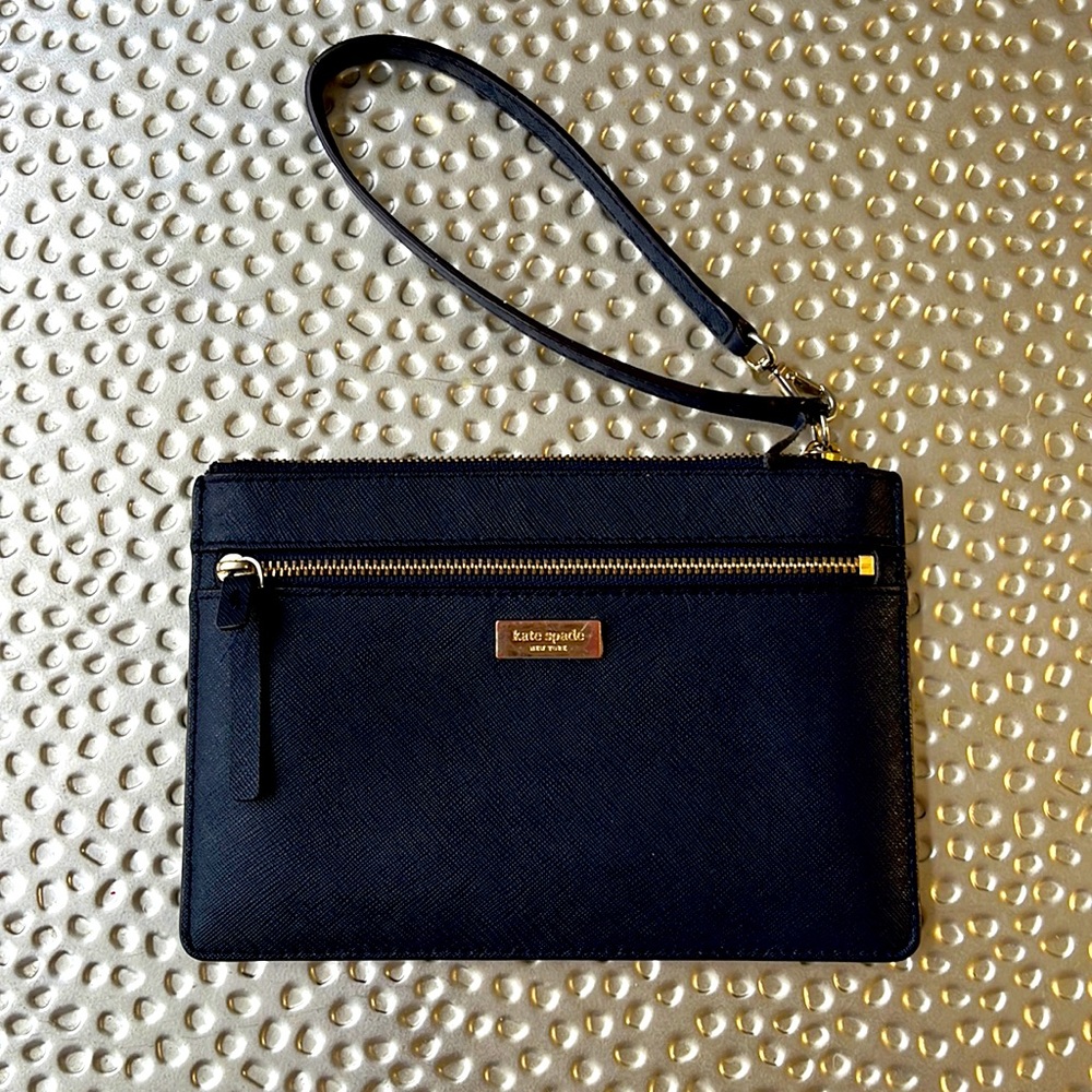 Kate Spade Wristlet!